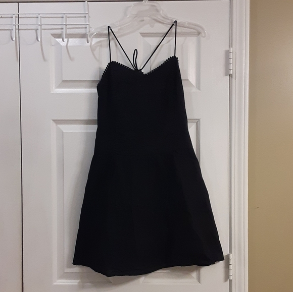 GAP Black Embroidered Dress Size S NWT - Picture 3 of 5